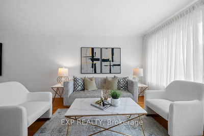 14 Webster Dr, Aurora - Aurora Highlands image-0-4