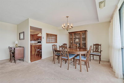 Unit #1106 — 8111 Yonge St, Markham - Royal Orchard image-0-4