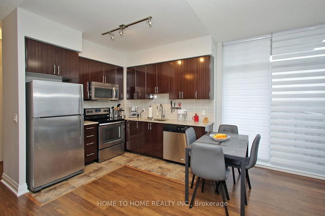 512 - 85 North Park Road