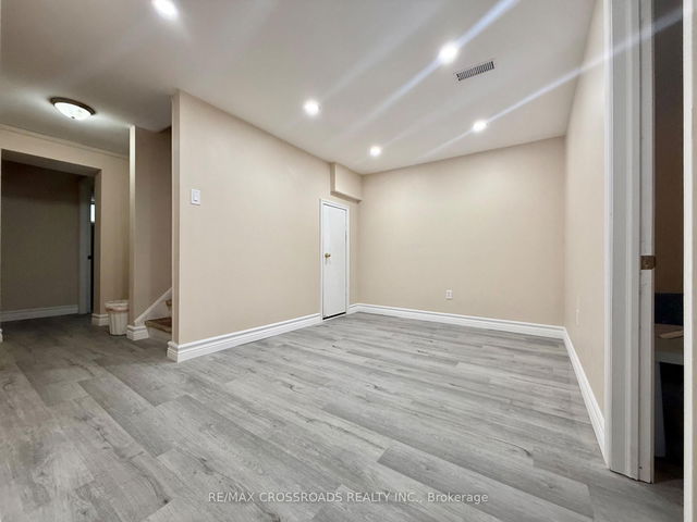 Basement - 364 Bent Crescent
