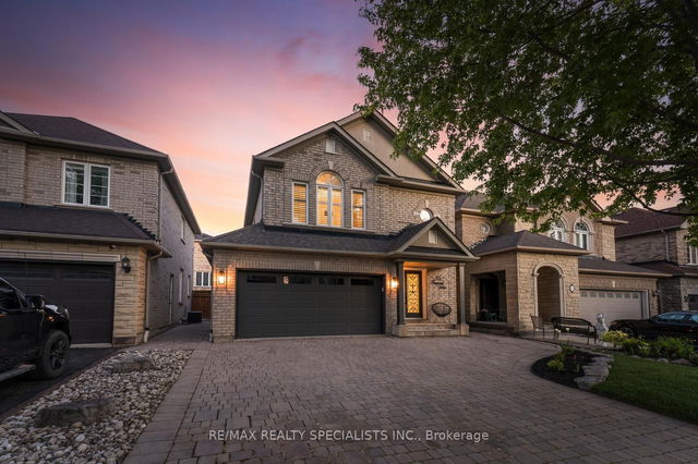 25 Grapevine Drive