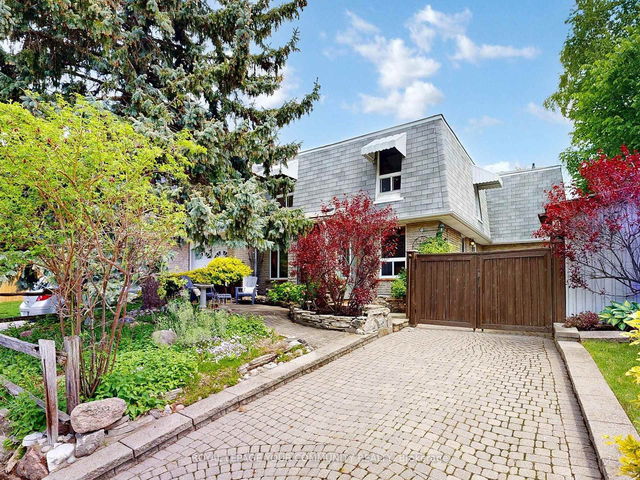 4 Kitsilano Crescent