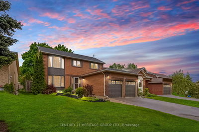143 John Bowser Cres, Newmarket - Glenway Estates