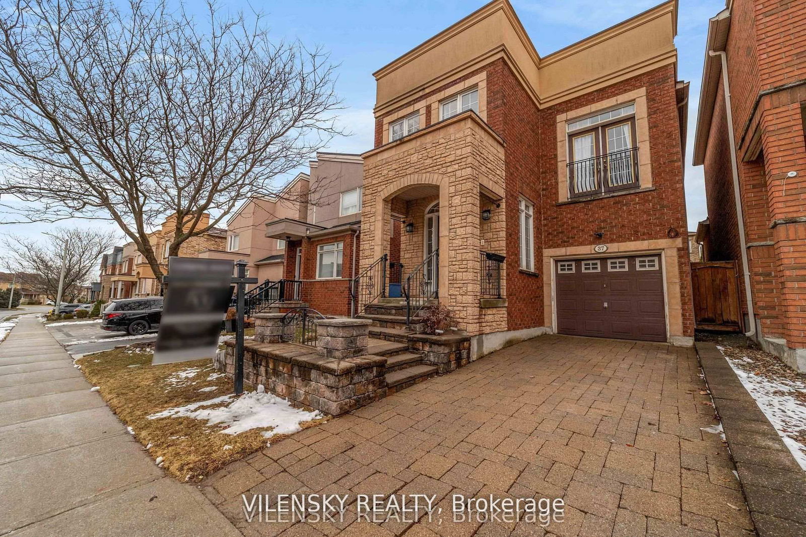 Detached House for sale at 37 Balsamwood Road, Vaughan, Patterson, L4J 9E2 - MLS: N12189096