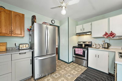 354 Lakeland Cres, Brock - Beaverton image-0-3