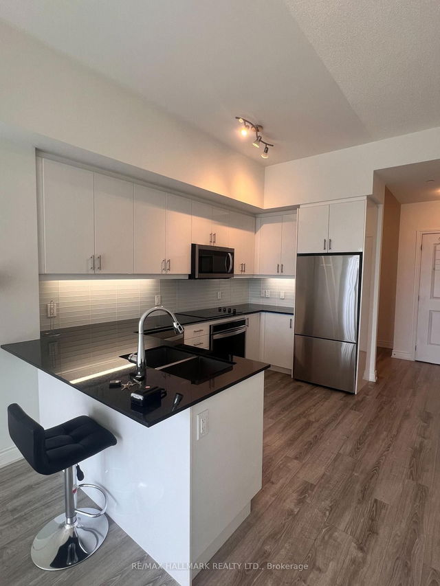 1101 - 9618 Yonge Street