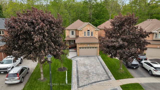 383 Hewitt Circle