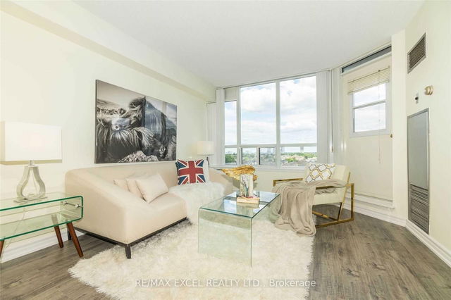 Ph203 - 81 Townsgate Drive