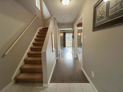 1 Potter Cres, New Tecumseth - Tottenham image-0-2