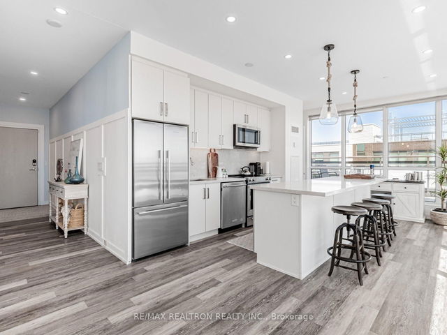 A407 - 241 Sea Ray Avenue