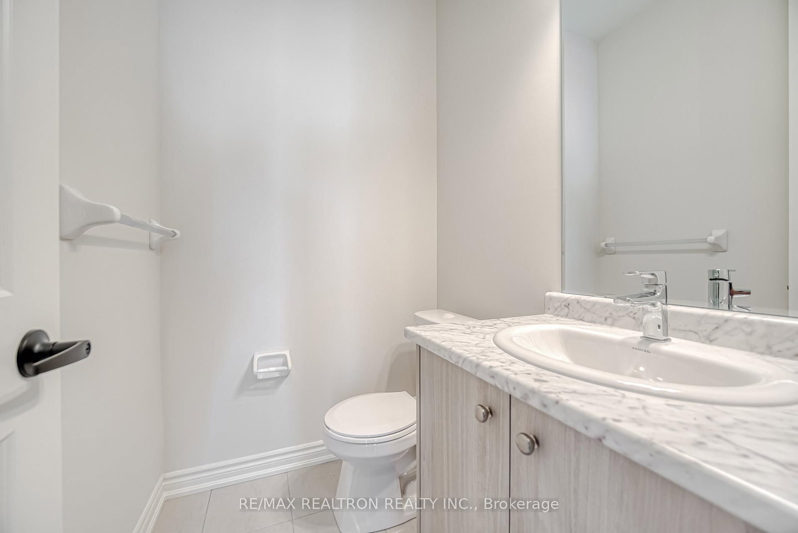 75 Main Street S - Photo 20