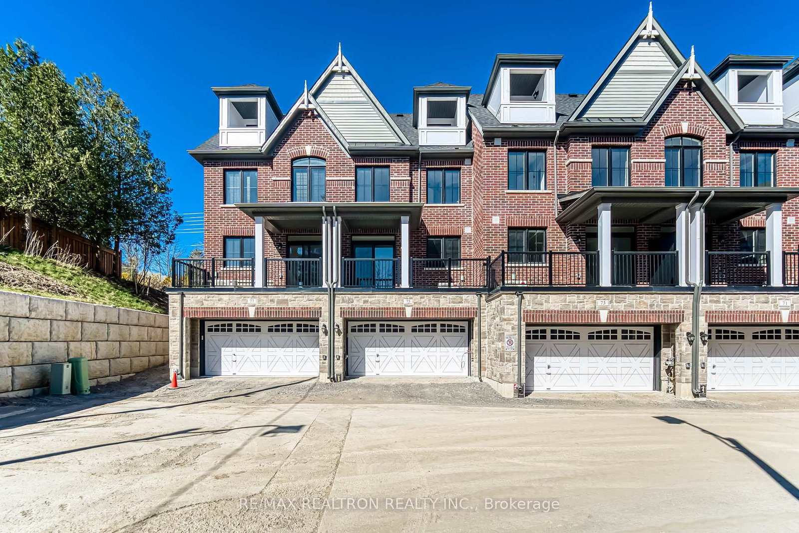 75 Main Street S - Photo 38