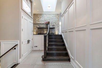 48 May Ave, Richmond Hill - North Richvale image-0-4