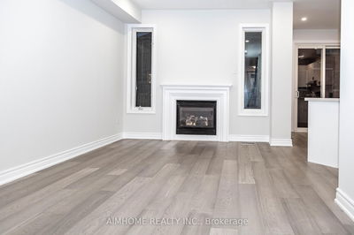 51 Brower Ave, Richmond Hill - Jefferson image-0-4