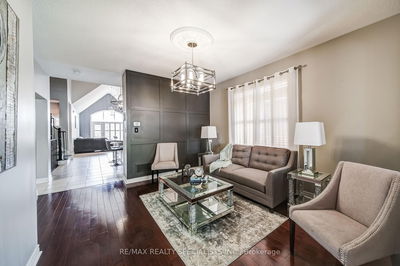 81 Corwin Dr, Bradford West Gwillimbury - Bradford image-0-3