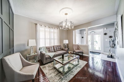 81 Corwin Dr, Bradford West Gwillimbury - Bradford image-0-4