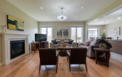 166 Sharpe Cres, New Tecumseth - Tottenham image-0-4