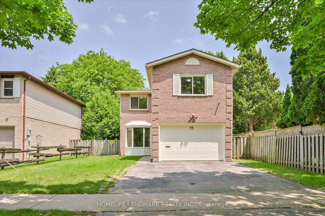 11 Hunter's Point Drive