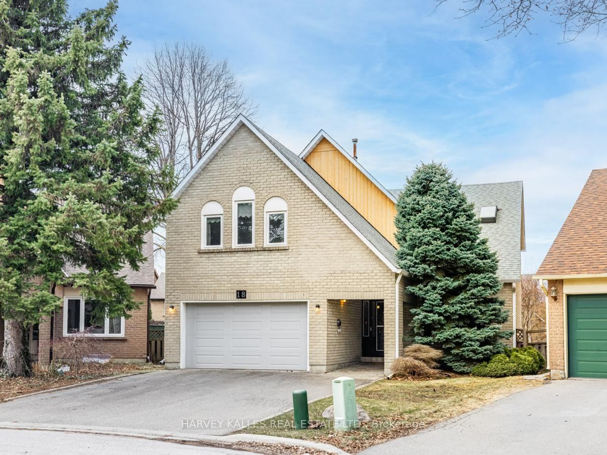 Detached House for sale at 18 Finlayson Court, Vaughan, Brownridge, L4J 3B8 - MLS: N12193142