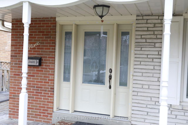 9 Tuscay Court