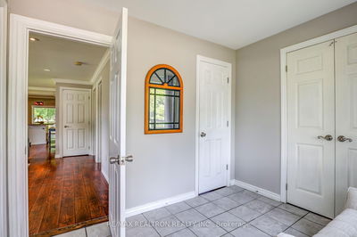 230 Royal Rd, Georgina - Keswick South image-0-3
