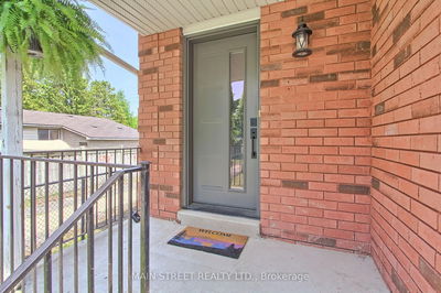 69 Hattie Crt, Georgina - Keswick North image-0-4