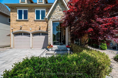 27 Ormsby Crt, Richmond Hill - Bayview Hill image-0-3