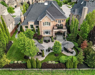 122 Carisbrooke Circ, Aurora - Bayview Southeast image-0-3
