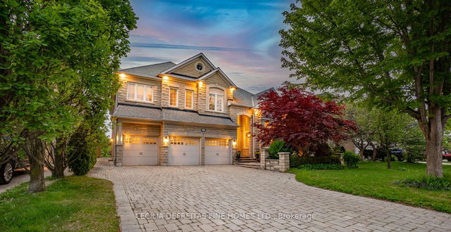 173 Polo Crescent