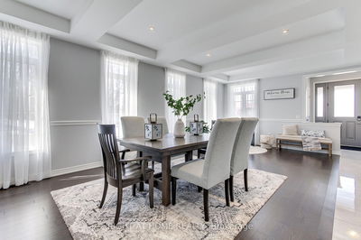 40 Forest Edge Cres, East Gwillimbury - Holland Landing image-0-4