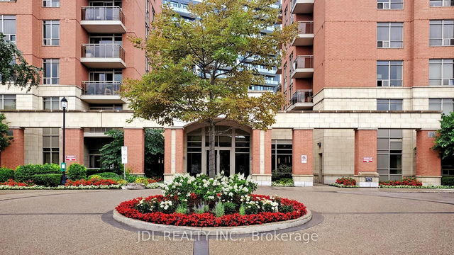 908 - 75 King William Crescent