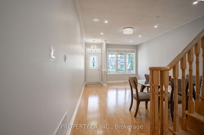824 Millard St, Whitchurch-Stouffville - Stouffville image-0-4