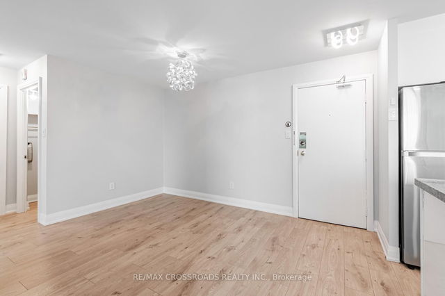 626 - 326 Major Mackenzie Drive
