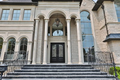 6 Orlon Cres, Richmond Hill - South Richvale image-0-2