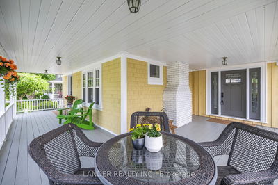 36 King St, East Gwillimbury - Mt Albert image-0-2