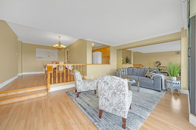 Unit 811 — 70 Baif Blvd, Richmond Hill - North Richvale image-0-4