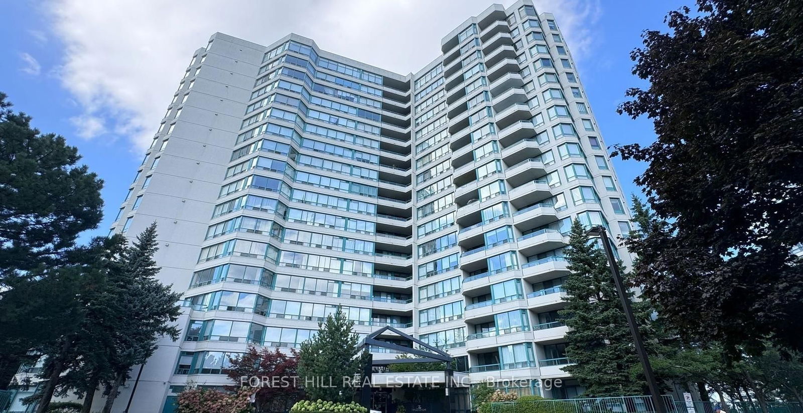 Condo for sale at Ph109-7250 Yonge Street, Vaughan, Crestwood-Springfarm-Yorkhill, L4J 7X1 - MLS: N12196261