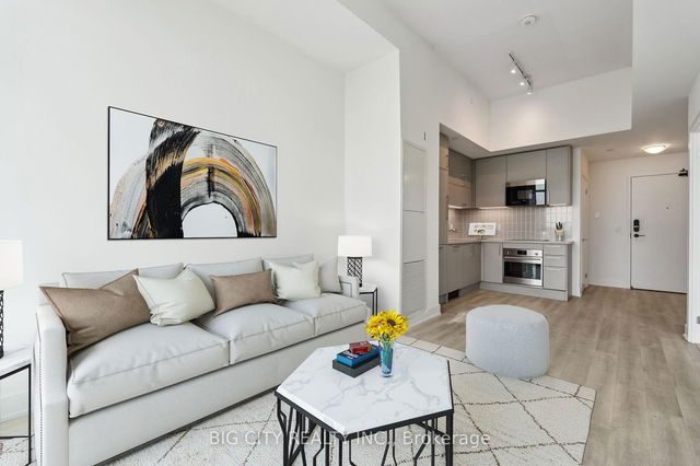 804 - 38 Andre de Grasse Street