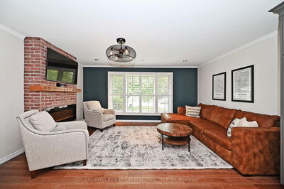 15 Earls Crt, East Gwillimbury - Holland Landing image-0-3
