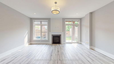 51 Hall St, Richmond Hill - Mill Pond image-0-3