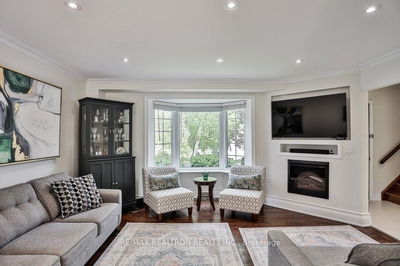 26 Colony Trail Blvd, East Gwillimbury - Holland Landing image-0-4
