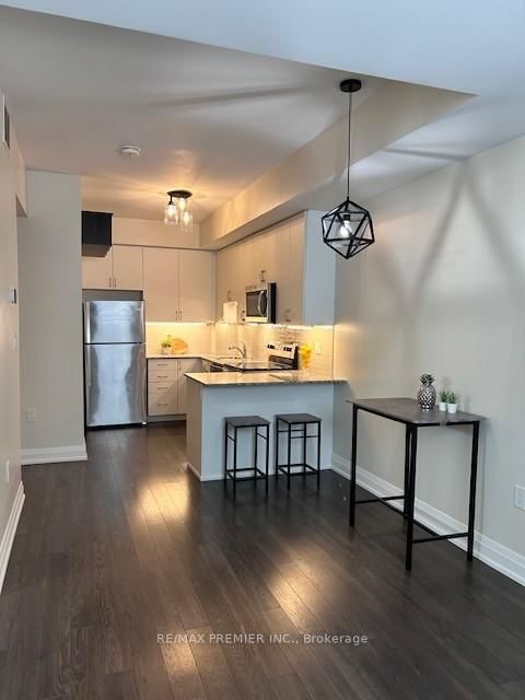 F1101 - 32 Coles Avenue