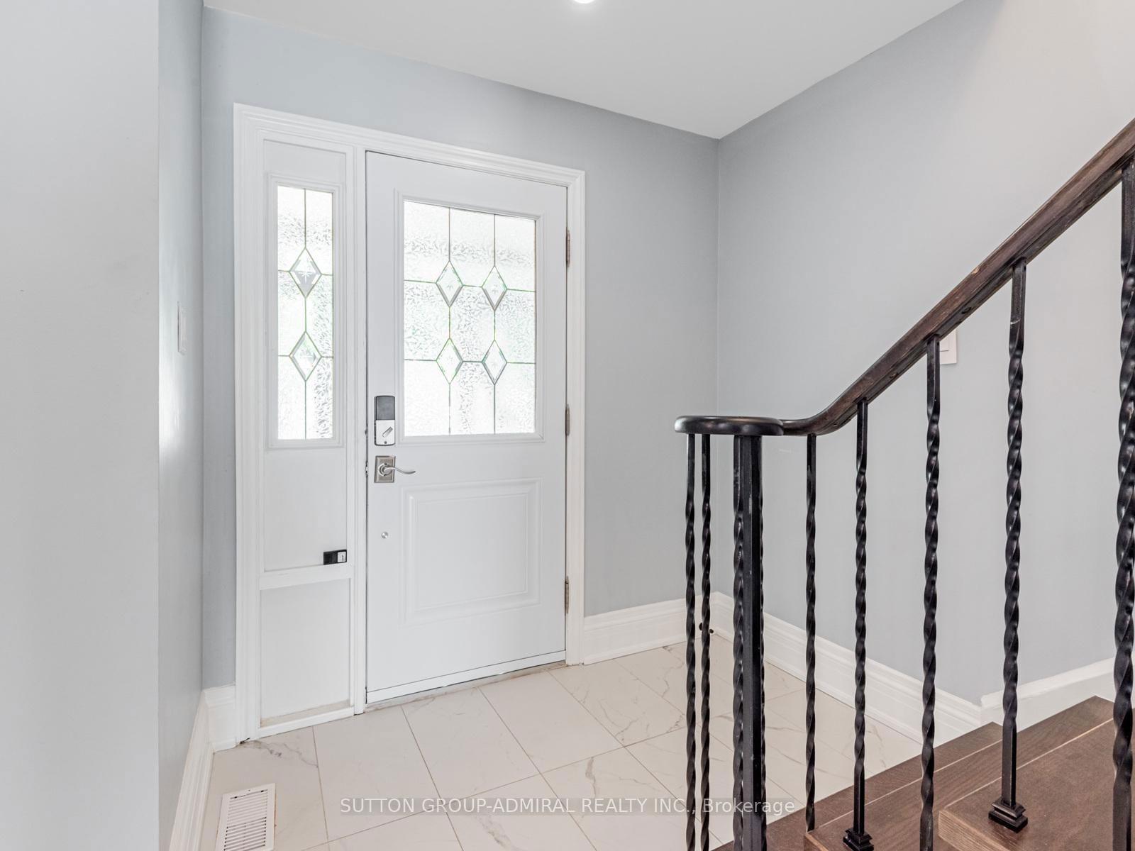 Detached House for sale at 36 Spyglass Hill Road, Vaughan, Glen Shields, L4K 2K7 - MLS: N12196868