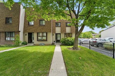 Unit 9 — 189 Springhead Gdns, Richmond Hill - North Richvale image-0-2