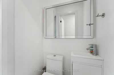 Unit 9 — 189 Springhead Gdns, Richmond Hill - North Richvale image-0-4