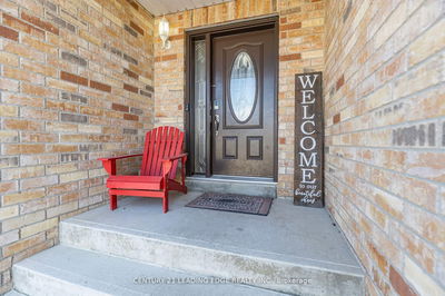 77 Maplewood Ave, Brock - Beaverton image-0-2