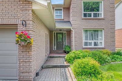 40 Birchard Blvd, East Gwillimbury - Mt Albert image-0-1