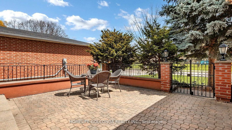 310 Airdrie Dr, Vaughan, L4L 3B9 | Image 3