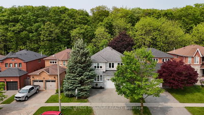 88 Larratt Lane, Richmond Hill - Westbrook image-0-1