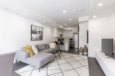 Unit 93 — 500 Alex Gardner Circ, Aurora - Aurora Heights image-0-2